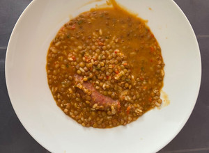 Foto principal de Lentejas con arroz en Thermomix