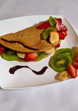 Una foto de Crepé de avena con frutas