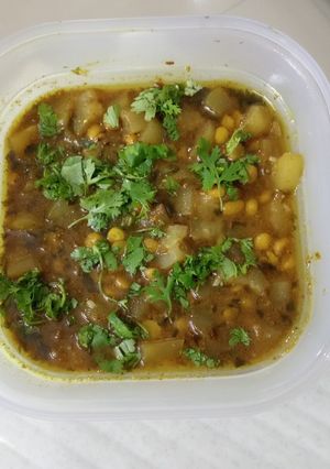 A picture of Bottle Gourd Bengal Gram Sabzi.