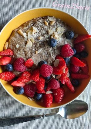 Une photo de Bowl pudding de chia au lait d’amande & fruits rouges