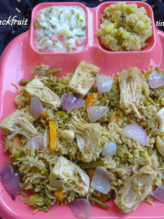 ஜாக்புருட் காய்கறி புலாவு/Jackfruit vegetable pulao செய்முறை முக்கிய புகைப்படம்