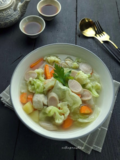 Foto resep Sayur Sop Sosis Bakso