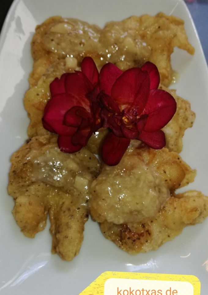 Una foto de Kokotxas de bacalao con salsa Santurce