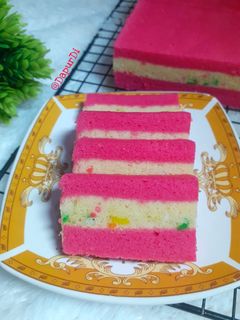 Foto resep Bolu Lapis Strawberry Meses