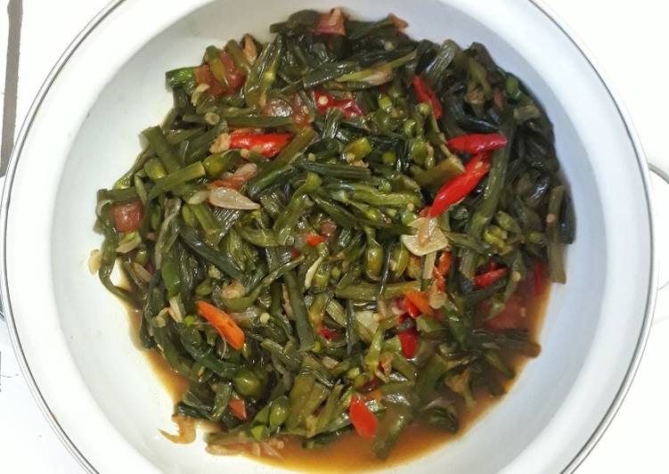 Cara Gampang Membuat Tumis genjer sederhana spesial Anti Gagal