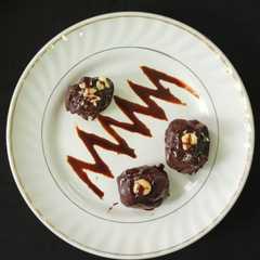 Ferrero rocher dates-レシピのメイン写真