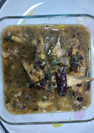 A picture of Lemon garlic Grilled fish pamphlets with pineapple sauce.