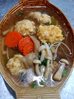 รูปของ แกงจืดเห็ดรวมไก่สับ