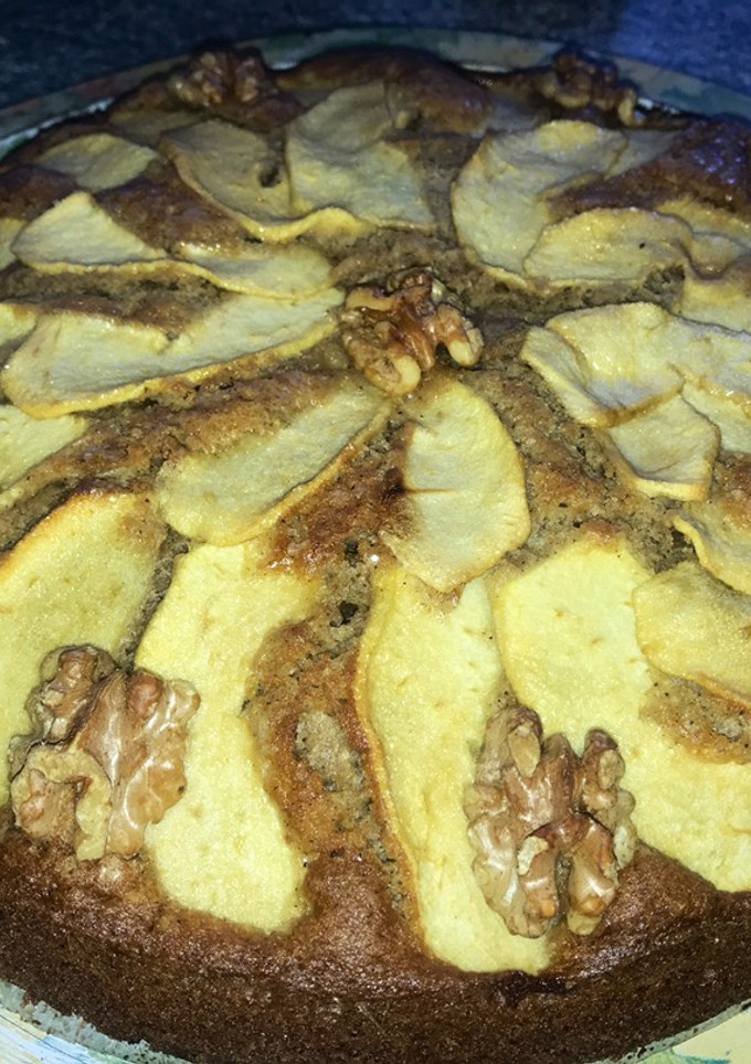 Una foto de Bizcocho de manzana 🍏