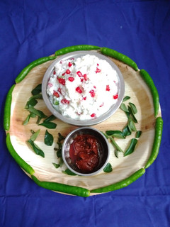 விரத ஸ்பெஷல், *தயிர் சாதம் வித் ஊறுகாய்*(virat curd rice recipe in tamil) செய்முறை முக்கிய புகைப்படம்