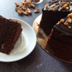 A picture of Ragi Chocolate Cake with Walnut Crunch.