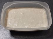 Una foto di gelato al latte condensato