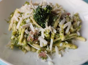 Foto di Maccheroni freschi con broccoletti siciliani, salsiccia