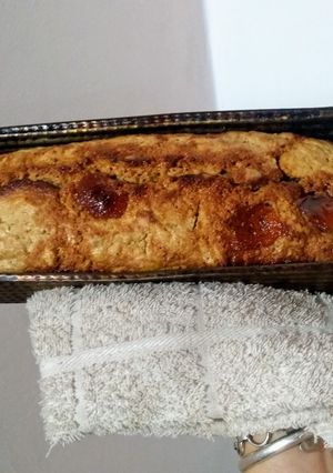 Una foto de Budín integral con quinotos 🥭 en almíbar