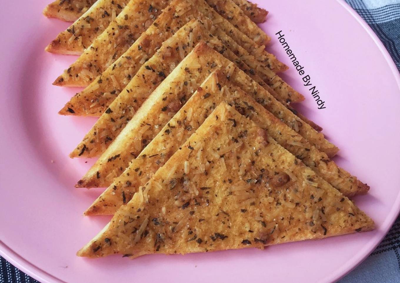 Garlic Cheese Bread