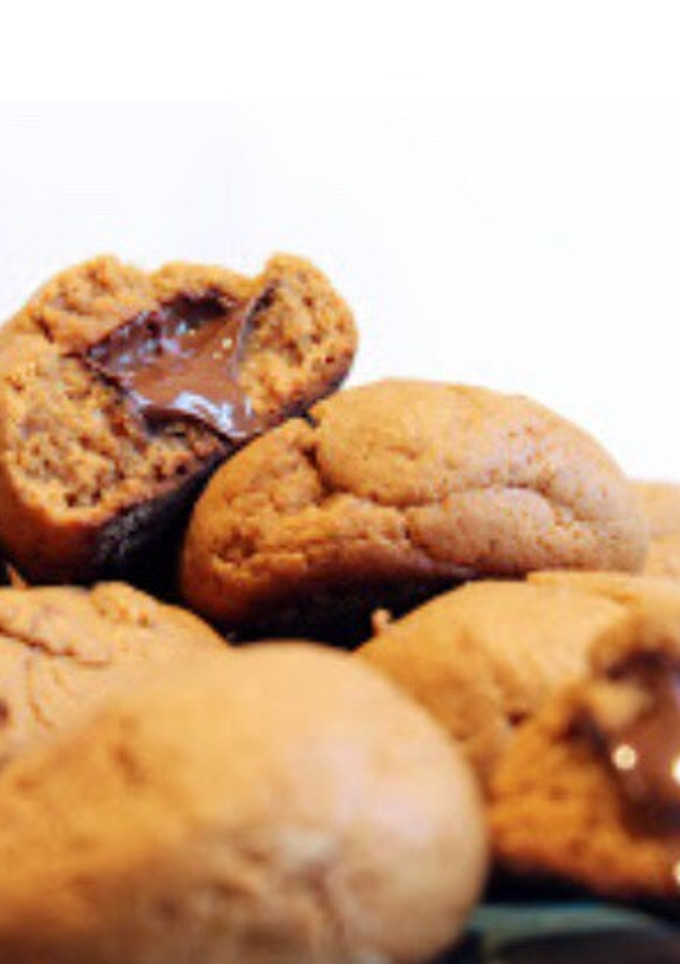 Una foto de Galletas de dulce de leche rellenas de chocolate