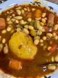 Habichuelas Con Chistorra y Morcilla