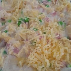 A picture of Macaroni ham and cheese.