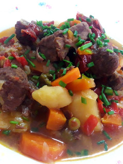 Una foto de Patatas con carne de vacuno