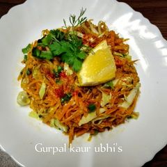 A picture of Zesty citrine glow salad.
