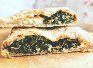 Foto di Calzone piccante con cavolo nero e crescenza