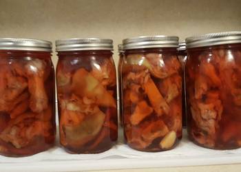 How to Recipe Yummy Pickled Pig Trotters
