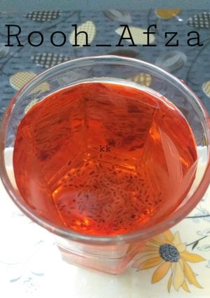 A picture of Rooh_Afza.