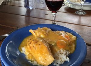 Una foto de Pollo con salsa de mango