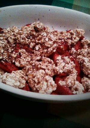 Una foto de Crumble de fresas