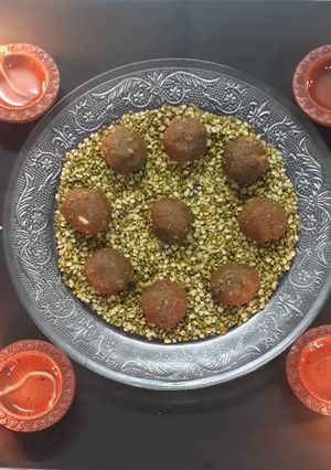 A picture of Haridal laddoo.