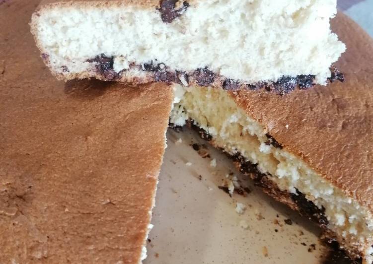 29. Bizcocho con base de pepitas de chocolate