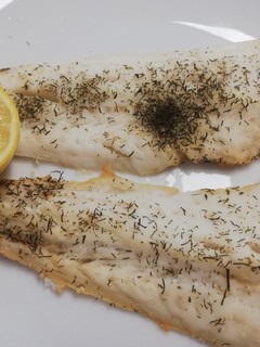 Una foto de Air fryer- Merluza al Eneldo con Limón