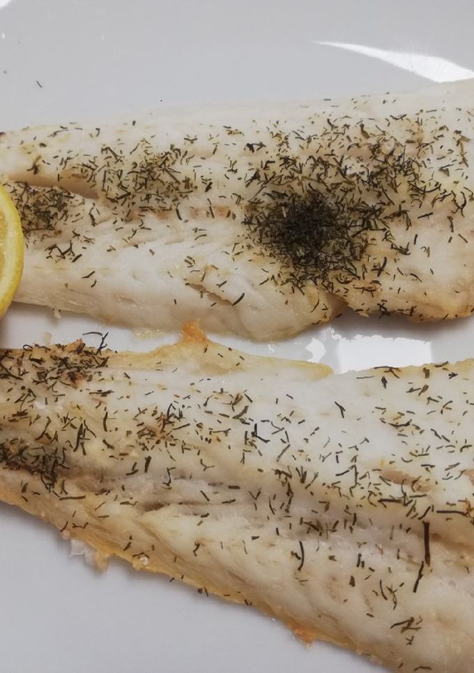Una foto de Air fryer- Merluza al Eneldo con Limón