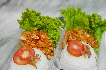 Cara Membuat Ayam Suir Pedas Anti Gagal