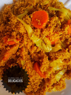 Jollof na couscous ainihin hoton girkin