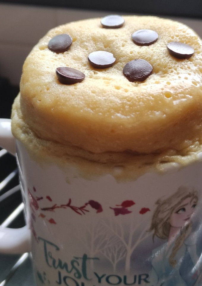 Una foto de Mug cake vainilla cookie