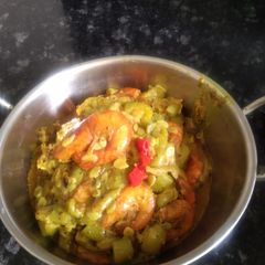 A picture of Prawn with Tarui Or jhinge chingri.