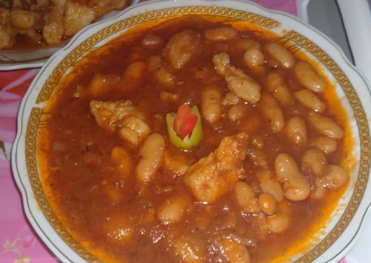 فاصوليا بيضه مع رز ابيض الوصفه كامله في قناتي بنفس الصوره والاسم