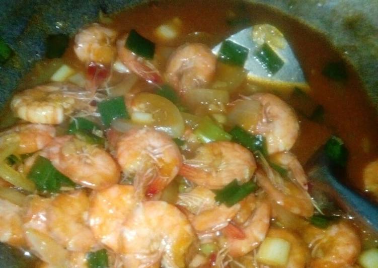 Langkah Mudah untuk Menyiapkan 18. Udang asem manis pedas Anti Gagal
