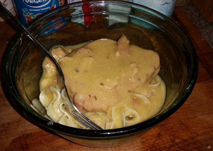 crockpot pork chops with ranch and cream of chicken soup