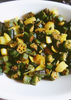 A picture of Bhindi or pyaza.