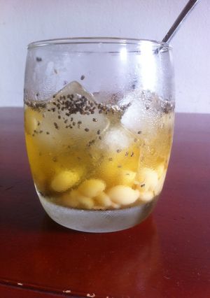 Hình của món Chè đậu ván hạt chia.