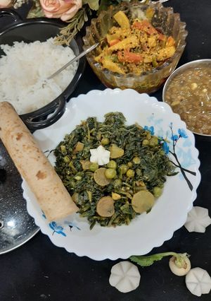मूली भाजी(Mooli bhaji recipe in hindi) रेसिपी मुख्य फोटो
