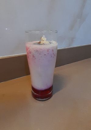 A picture of Badaam pink lady shake.