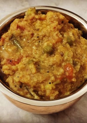 A picture of Sambhar rice.