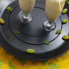 A picture of Green grapes smoothie.