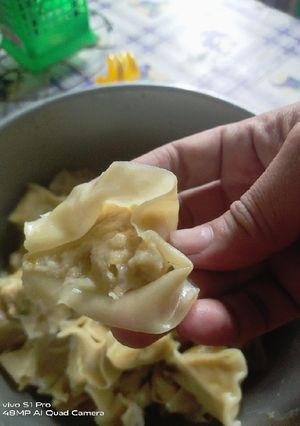 Foto resep Pangsit Isi Ayam Udang
