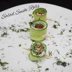 A picture of Salad Sushi Rolls.