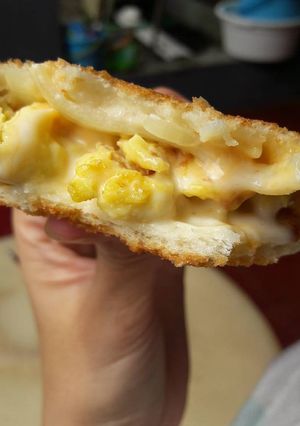 Foto resep Roti panggang telur mayo (scramble egg with mayo toast)