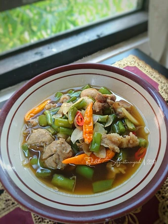 Cara Mudah Membuat Resep Asem Asem Daging Tetelan yang Uenak Anti Ribet, Uenak Banget